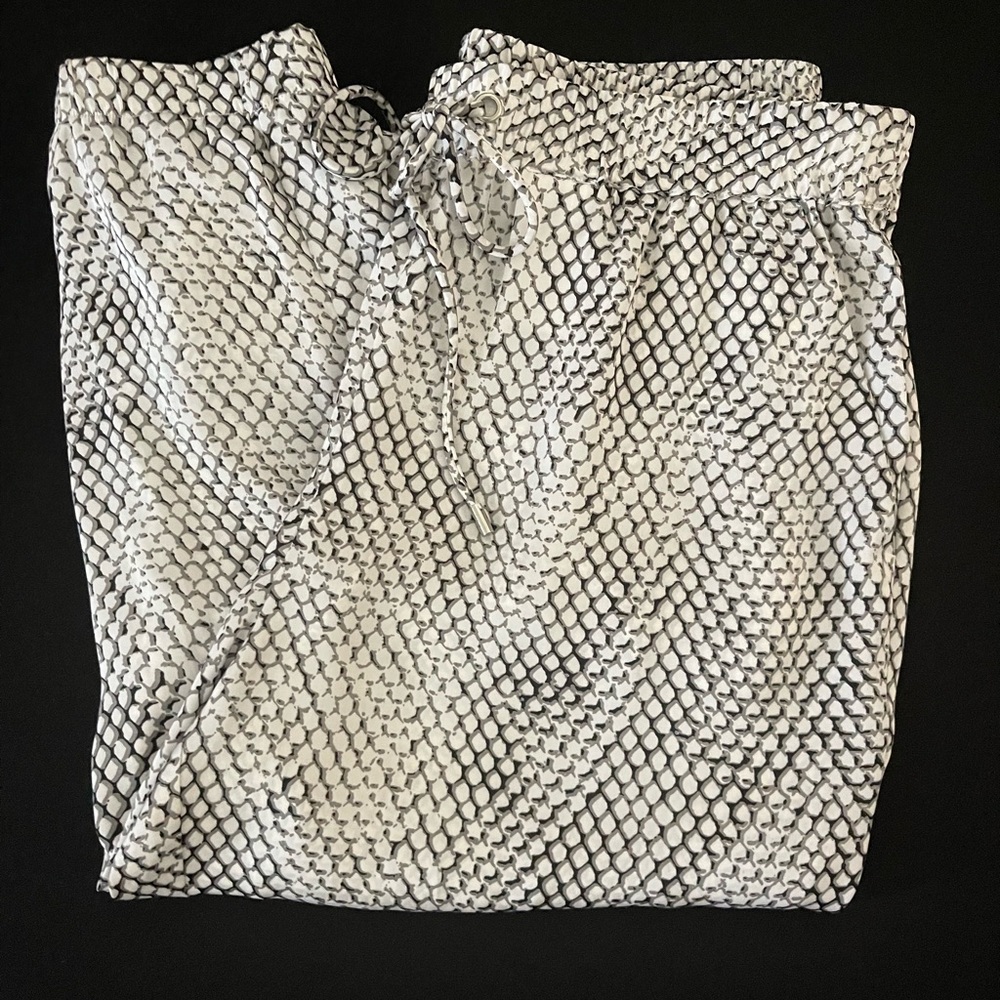 MICHAEL Michael Kors Snake Print Jogger Pants Women’s Elastic Waist Comfort M